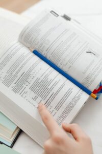 Tipy na rychlé a efektivní vyhledávání informací pro vysokoškolské práce